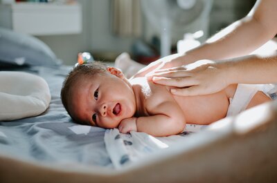 A guide to your baby's body: baby massage